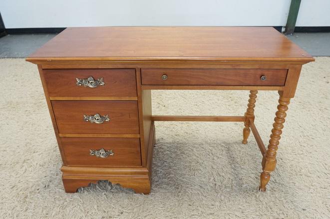 Lexington Betsy Cameron 4 Drawer Desk
