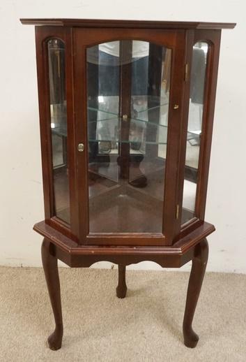 SM MIRROR BACK CORNER CURIO CABINET (1 of 3)