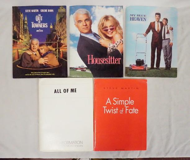 5 STEVE MARTIN MOVIE PRESS KITS: LOT OF FIVE MOVIE PRESS KITS OF FILMS STARRING STEVE MARTIN. LOT INCLUDES; MY BLUE HEAVEN, ALL OF ME, HOUSE SITTER, THE OUT OF TOWNERS, & A SIMPLE TWIST OF FATE. KITS CONTAIN STILLS FROM THE FILMS PRO