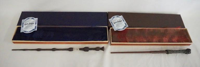 2 HARRY POTTER THE NOBLE COLLECTION WAND REPLICAS (1 of 6)