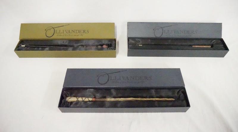 3 HARRY POTTER *OLLIVANDERS* WANDS (1 of 4)