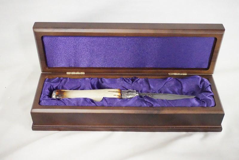HARRY POTTER DUMBLEBODRE'S KNIFE REPLICA (1 of 4)