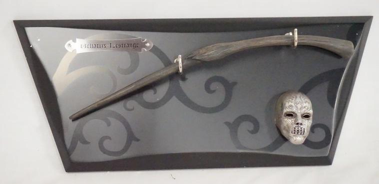BELLATRIX LESTRANGE DEATH EATER WAND & MASK (1 of 3)