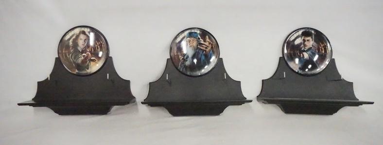 3 WAND DISPLAYS: LOT OF THREE WAND DISPLAYS FOR HERMOINE GRANGER, HARRY POTTER & DUMBLEDORE.