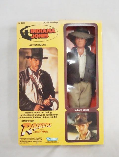 KENNER INDIANA JONES RAIDERS OF THE LOST ARK DOLL: KENNER INDIANA JONES RAIDERS OF THE LOST ARK DOLL IN ORIGINAL BOX