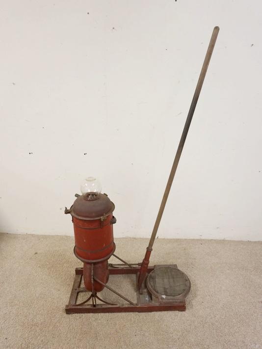 LUDENS VACUUM CLEANER (1 of 4)