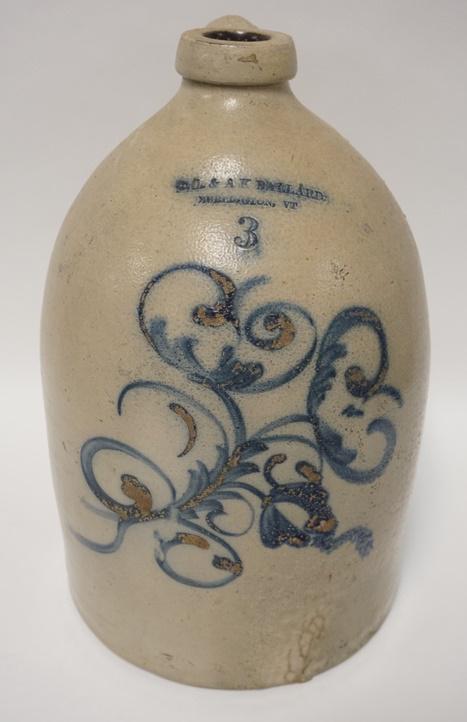 BALLARD BLUE DECORATED STONEWARE JUG (1 of 3)