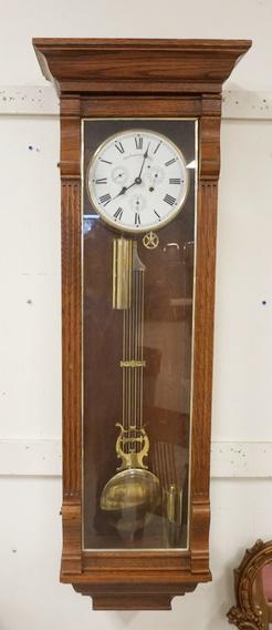 NEW ENGLAND CLOCK CO WALL CLOCK (1 of 2)