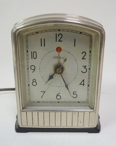 GENERAL ELECTRIC TELECHRON CLOCK (1 of 3)