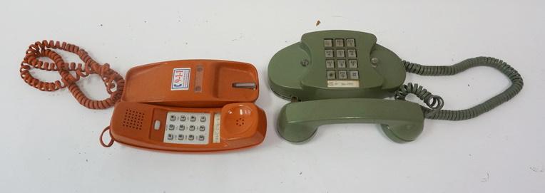 2 VINTAGE PUSH BUTTON PHONES (1 of 2)