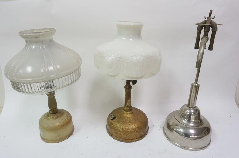 LOT OF 3 ANTIQUE GAS LAMPS (1 of 2)