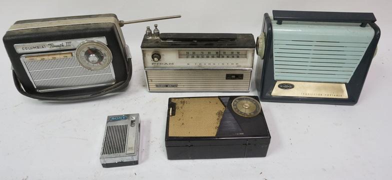 LOT OF 5 TRANSISTOR RADIOS (1 of 3)