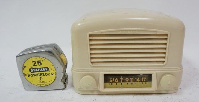 WARD AIRLINE MIDGET RADIO: WARD AIRLINE MIDGET RADIO MODEL 74BR IVORY 7 1/2 IN X 4 1/2 IN, 5 3/4 IN H