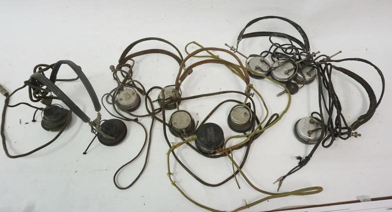 LOT OF ANTIQUE RADIO HEADPHONES (1 of 1)
