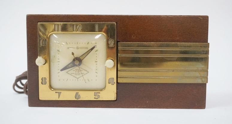 PARTNERS DESK CLOCK GE 75 YEAR ANNIVERSARY (1 of 3)