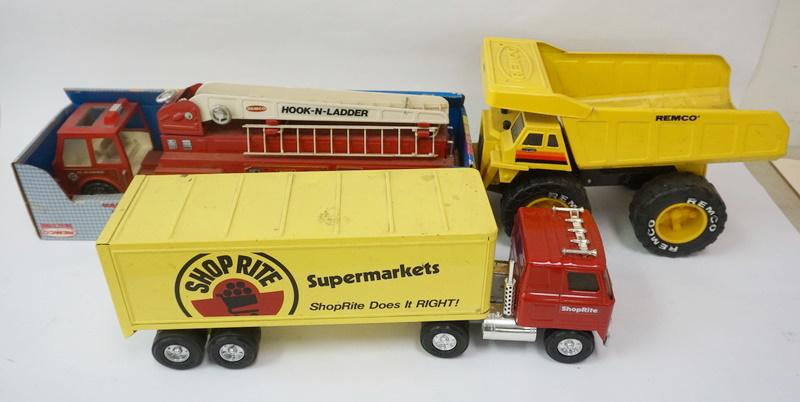 3 TOY TRUCKS (1 of 3)