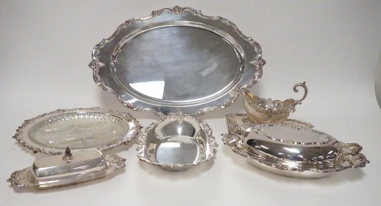 TOWLE *EL GRANDE* SILVER PLATED SERVING PIECES (1 of 2)