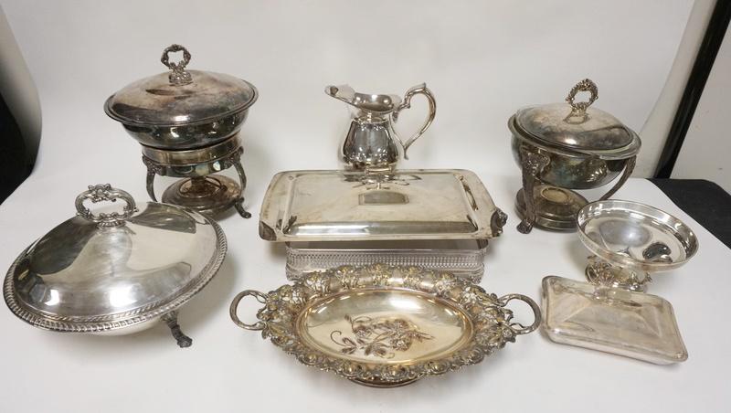LOT OF SILVER PLATE W/SERVING DISHES (1 of 2)