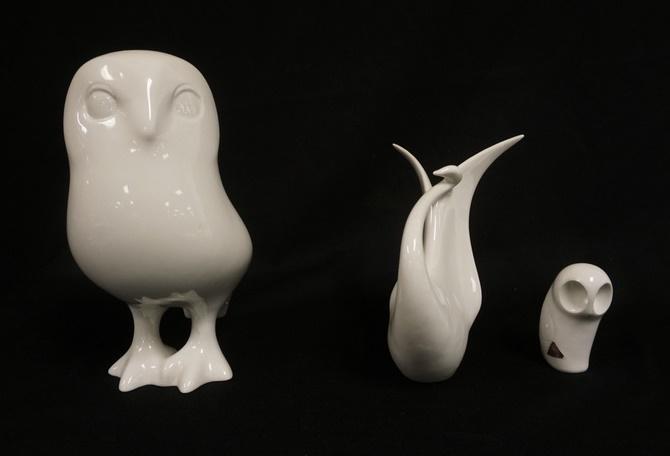 VINTAGE ROYAL DUX WHITE PORCELAIN 3 PIECE LOT (1 of 2)