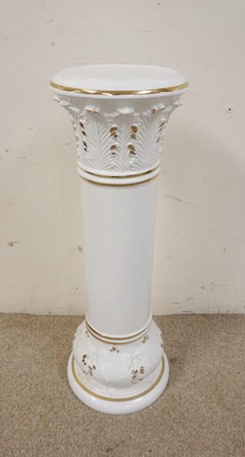POTTERY PEDESTAL W/GOLD TRIM & ACCENTS: POTTERY PEDESTAL W/GOLD TRIM & ACCENTS, 29 1/2 IN HIGH