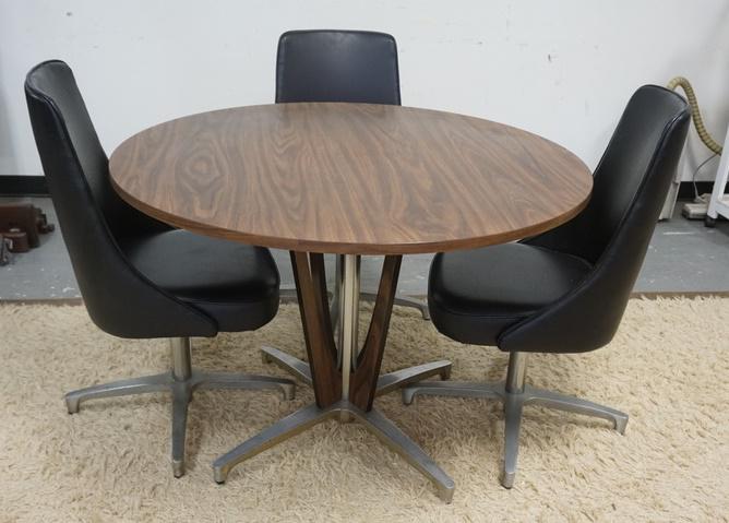 MID CENTURY MODERN TABLE W/ 3 SWIVEL CHAIRS (1 of 2)