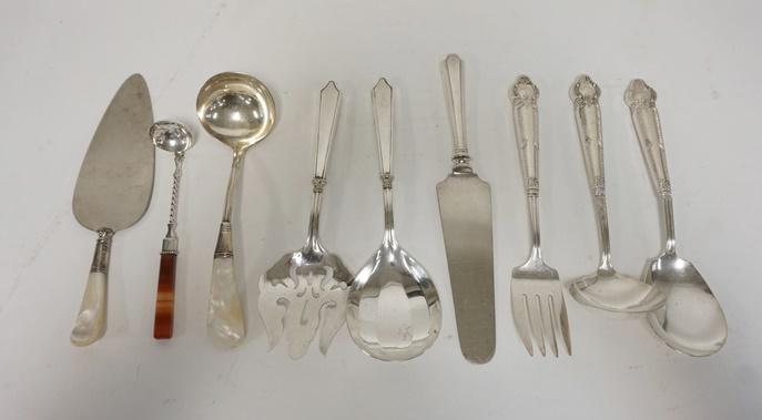LOT OF 9 FLATWARE SERVING PIECES W/STERLING (1 of 2)