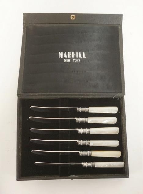 SET OF 6 MOP HANDLED SMALL KNIVES (1 of 3)