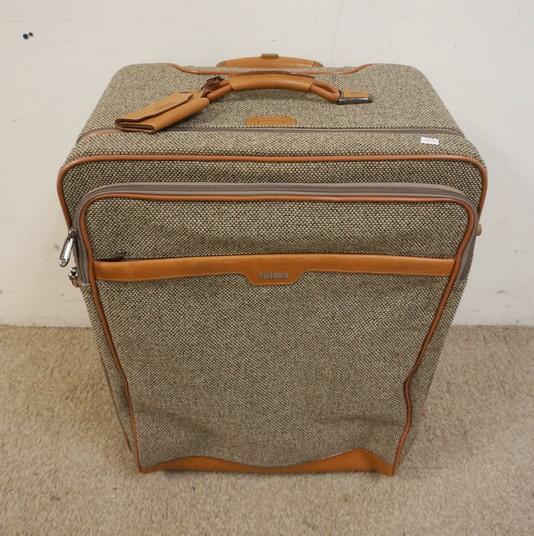 HARTMANN TWEED LUGGAGE: HARTMANN TWEED LUGGAGE