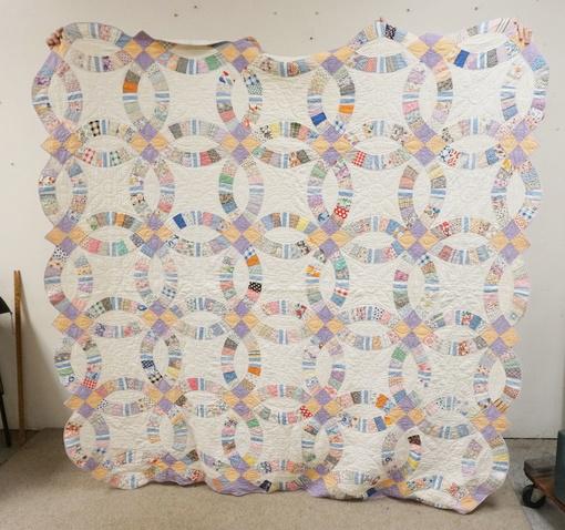 WEDDING RING HAND SEWN QUILT (1 of 2)