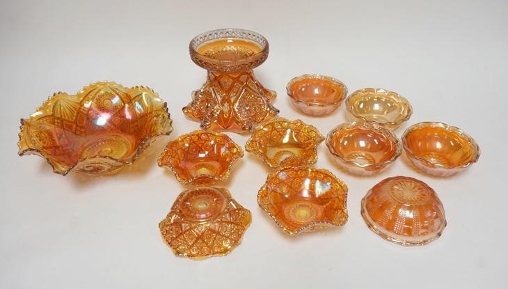 11 PIECE LOT OF OLD MARIGOLD CARNIVAL GLASS (1 of 4)