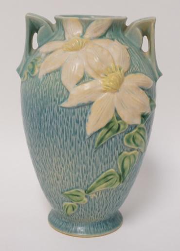 ROSEVILLE CLEMATIS VASE (1 of 4)