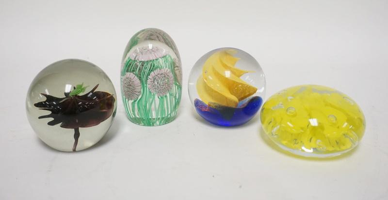 4 INTERNALLY DECORATED PAPERWEIGHTS (1 of 4)