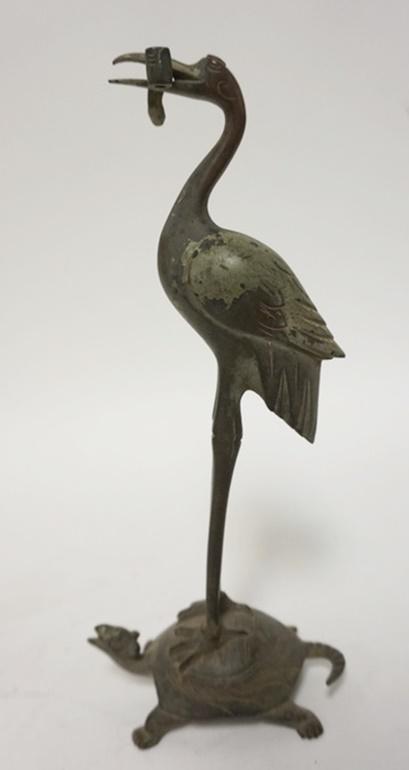 ASIAN BRASS/BRONZE WADING BIRD ON A TURTLE (1 of 4)