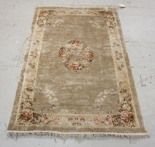 ORIENTAL AREA RUG: ORIENTAL AREA RUG, 4 FT X 6 FT