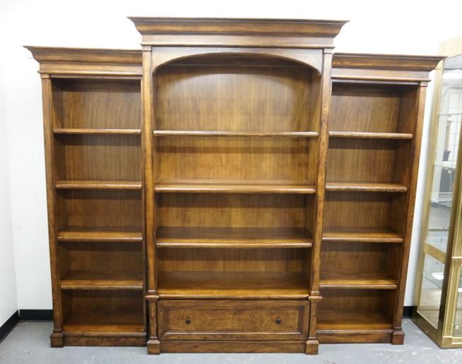 HEKMAN 3 SECTION WALL UNIT: HEKMAN 3 SECTION WALL UNIT W/OPEN SHELVES, CENTER SECTION HAS LIGHTING & DRAWER BENEATH, 98 IN WIDE X 84 1/4 IN HIGH X 17 1/2 IN DEEP