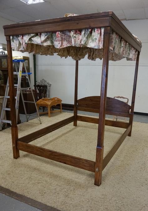 CANOPY BED W/ FABRIC COVER: CANOPY BED W/ FABRIC COVER, 63 1/4 IN W, 87 IN L, 83 IN H