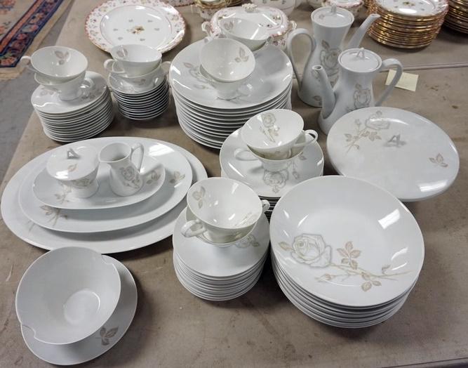 94 PIECE ROSENTHAL WHITE ROSE DINNERWARE SET: 94 PIECE ROSENTHAL WHITE ROSE DINNERWARE SET, LARGEST PLATTER IS 15 1/2 IN, COFFEE POT IS 9 1/2 IN HIGH