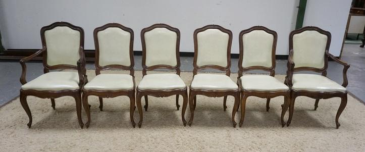 SET OF 6 CARVED ITALIAN CHAIRS: SET OF 6 CARVED ITALIAN CHAIRS, 2 ARM, 4 SIDES. HAVE VINYL UPHOLSTERED SEATS & BACKS