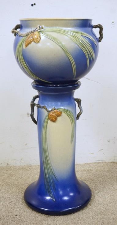 ROSEVILLE BLUE PINECONE POT & PEDESTAL (1 of 5)
