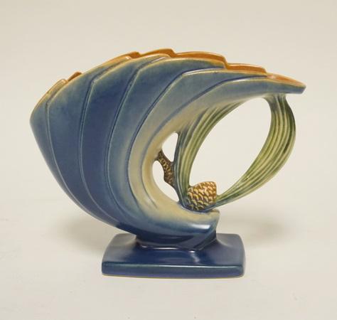 ROSEVILLE BLUE PINECONE FAN VASE (1 of 5)
