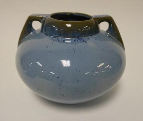 FULPER 2 HANDLED POT (1 of 2)