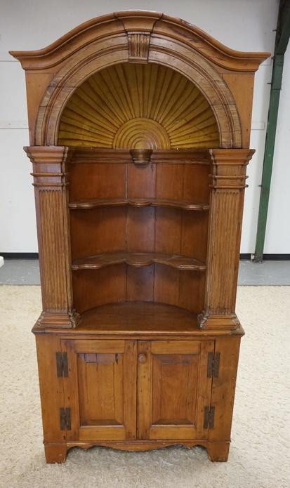 2 PIECE CORNER CUPBOARD (1 of 6)