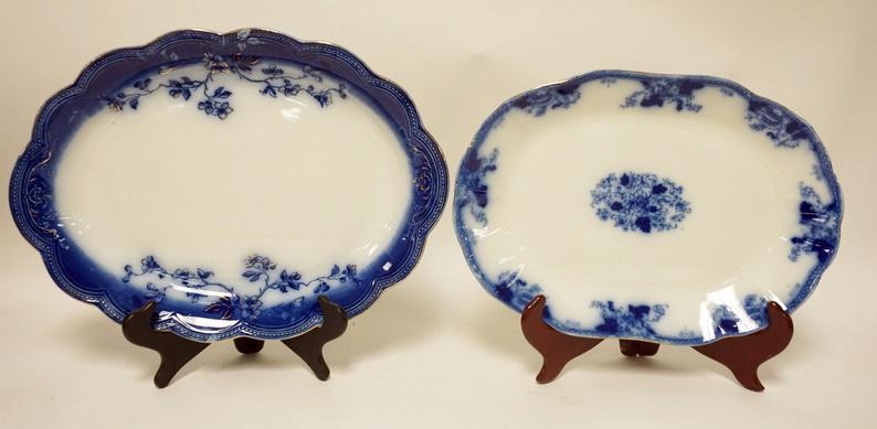 2 BLUE TRANSFER PLATTERS (1 of 3)