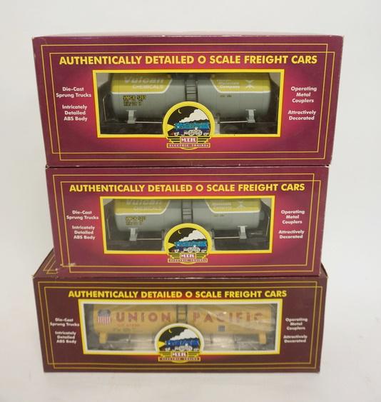 MTH O GAUGE TRAIN CARS (1 of 2)