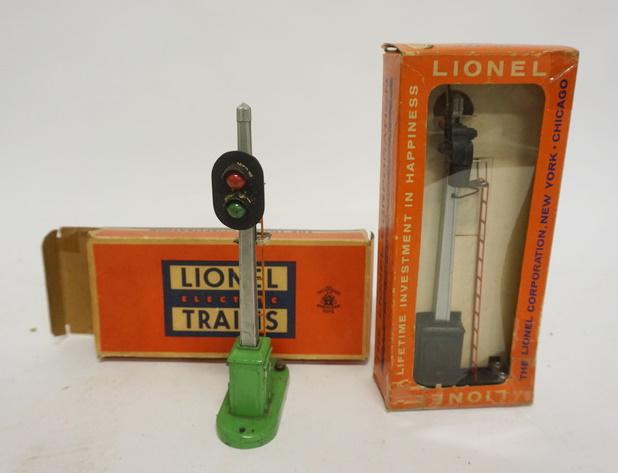 LIONEL O GAUGE #151 & 153 (1 of 2)