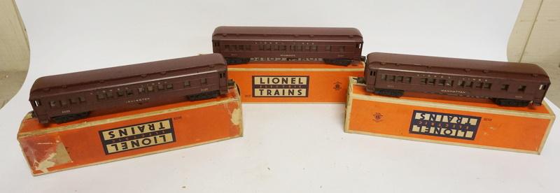 LIONEL O GAUGE 3 PULLMAN CARS (1 of 4)
