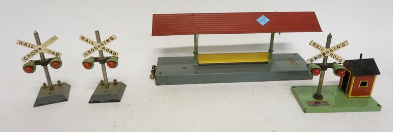 AMERICAN FLYER TRAIN (1 of 4)