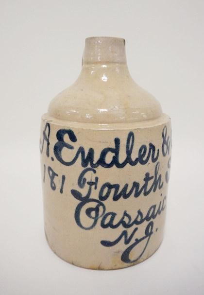 BLUE SCRIPT SHOULDER JUG (1 of 2)