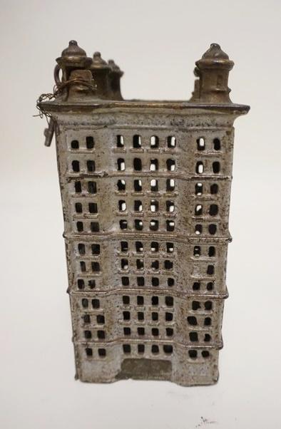 LARGE *BANK* STILL BANK W/KEY (1 of 4)