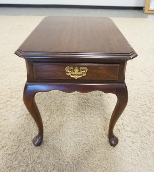 HARDEN ONE DRAWER SIDE TABLE (1 of 3)